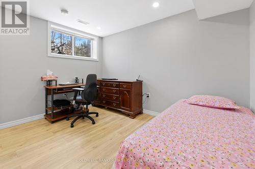 152 Flamborough Way, Ottawa, ON - Indoor Photo Showing Bedroom