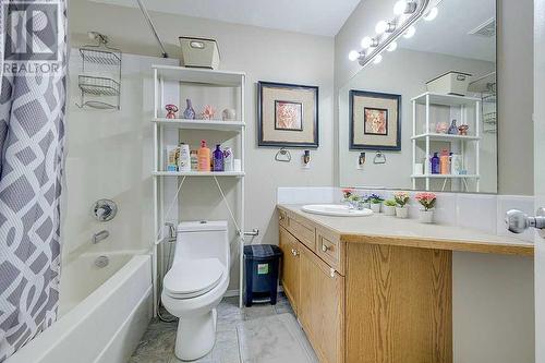 127 Kirkland Close, Red Deer, AB - Indoor Photo Showing Bathroom