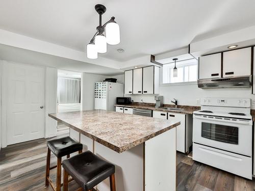 Sous-sol - 380 17E Avenue, Saint-Jérôme, QC - Indoor Photo Showing Kitchen With Double Sink