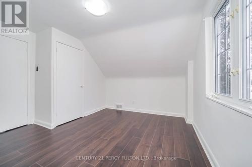 75 Miramar Crescent, Toronto, ON - Indoor Photo Showing Other Room