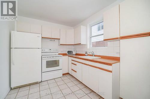 75 Miramar Crescent, Toronto, ON - Indoor Photo Showing Kitchen