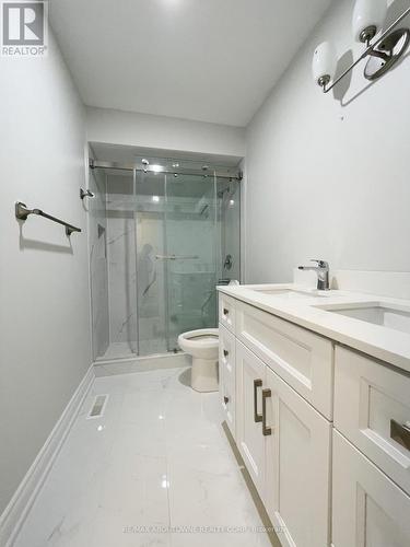 Upper - 2615 Windjammer Road, Mississauga, ON - Indoor Photo Showing Bathroom