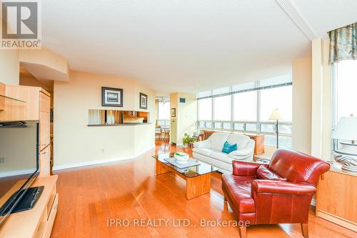 1204 - 320 Mill Street S, Brampton, ON - Indoor Photo Showing Living Room