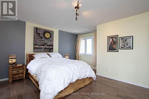 1397 Kitchener Avenue, Ottawa, ON - Indoor Photo Showing Bedroom