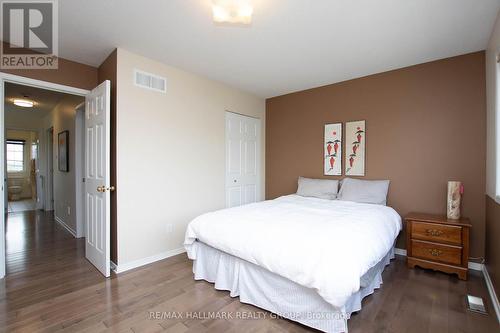 1397 Kitchener Avenue, Ottawa, ON - Indoor Photo Showing Bedroom