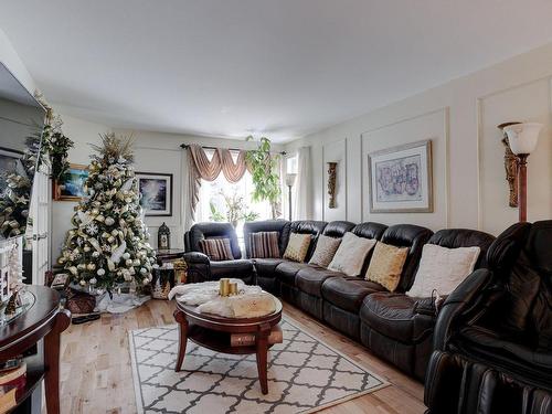 Salon - 1883 Rue De Beaufort, Saint-Jérôme, QC - Indoor Photo Showing Living Room