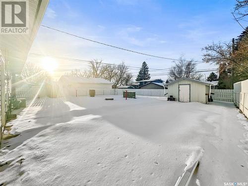 83 Macdonald Crescent, Swift Current, SK - Outdoor