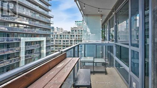 725 - 1030 King Street W, Toronto, ON - Outdoor With Balcony With Exterior