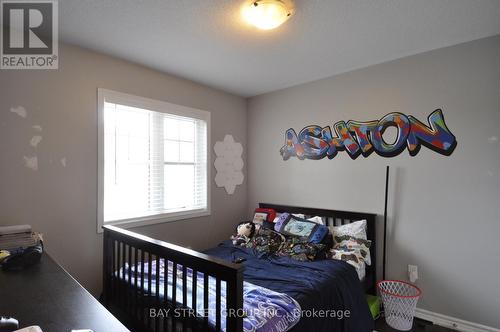 5 - 265 Ellen Davidson Drive, Oakville, ON - Indoor Photo Showing Bedroom