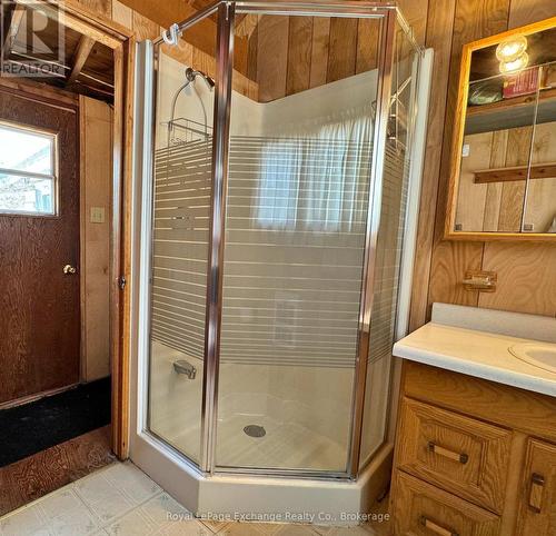 5A Wood Street, Kincardine, ON - Indoor Photo Showing Bathroom