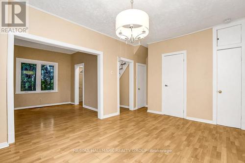 518 Clarence Street E, Ottawa, ON - Indoor Photo Showing Other Room