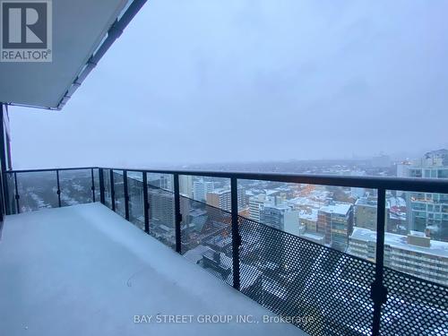 2513 - 127 Broadway Avenue, Toronto, ON - Outdoor With Balcony