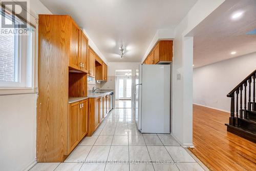 17 Miley Drive, Markham, ON - Indoor Photo Showing Kitchen