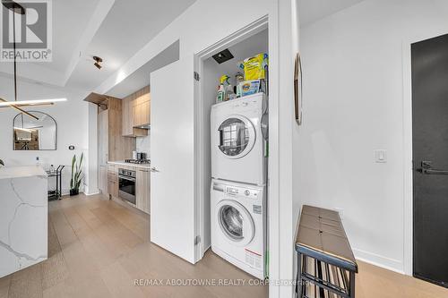 1404 - 501 Adelaide Street W, Toronto, ON - Indoor Photo Showing Laundry Room