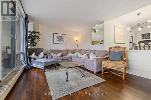 708 - 19 Four Winds Drive, Toronto, ON - Indoor Photo Showing Living Room