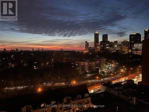 1001 - 980 Yonge Street, Toronto, ON - Outdoor With View