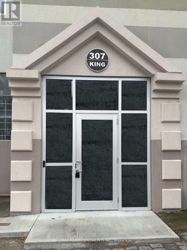 202 - 307 King Street, Hamilton, ON - Outdoor