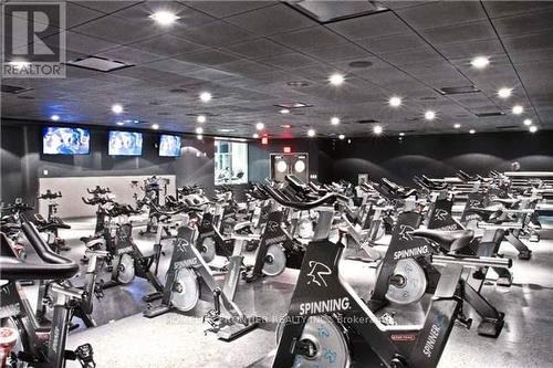 2405 - 386 Yonge Street, Toronto, ON - Indoor Photo Showing Gym Room