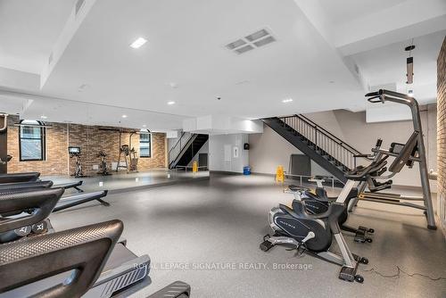 304-47 Mutual St, Toronto, ON - Indoor Photo Showing Gym Room