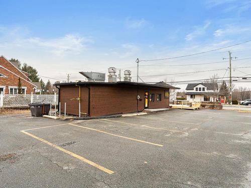 Parking - 518 Rue Principale, Cowansville, QC - Outdoor