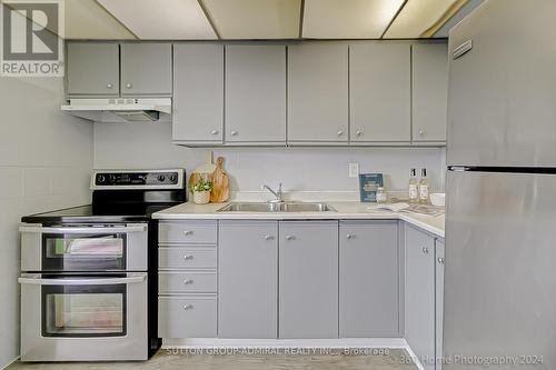 414 - 455 Sentinel Road, Toronto, ON - Indoor Photo Showing Kitchen With Double Sink