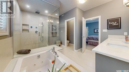 7033 Maple Fern Bay, Regina, SK - Indoor Photo Showing Bathroom