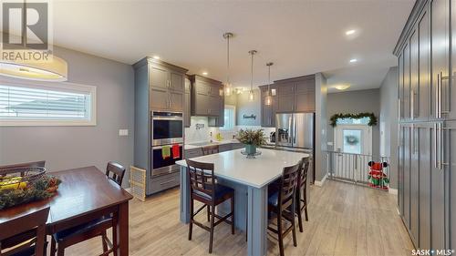 7033 Maple Fern Bay, Regina, SK - Indoor