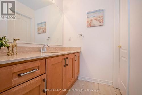 25 Saddlebrook Drive, Markham, ON - Indoor Photo Showing Bathroom