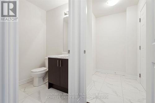 Upper - 137 Terry Fox Drive W, Barrie, ON - Indoor Photo Showing Bathroom