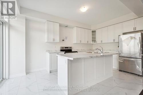 Upper - 137 Terry Fox Drive W, Barrie, ON - Indoor Photo Showing Kitchen