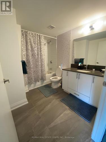 611 - 58 Lakeside Terrace, Barrie, ON - Indoor Photo Showing Bathroom