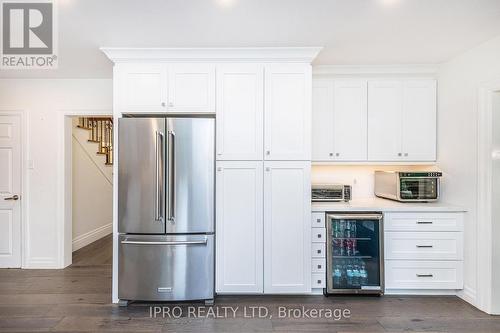 6845 19Th Side Road, King, ON - Indoor Photo Showing Kitchen