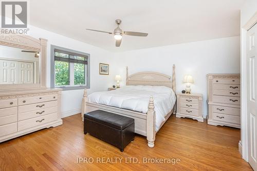 6845 19Th Side Road, King, ON - Indoor Photo Showing Bedroom