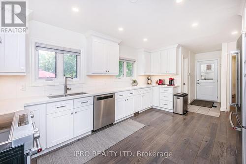 6845 19Th Side Road, King, ON - Indoor Photo Showing Kitchen With Double Sink