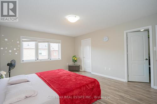 131 Vanhorne Close, Brampton, ON - Indoor Photo Showing Bedroom