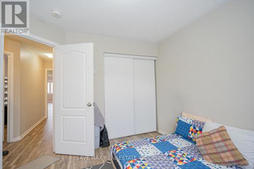 131 Vanhorne Close, Brampton, ON - Indoor Photo Showing Bedroom