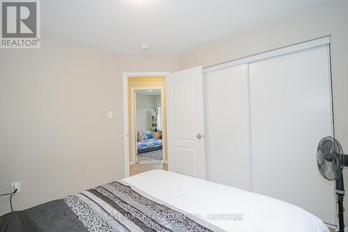 131 Vanhorne Close, Brampton, ON - Indoor Photo Showing Bedroom