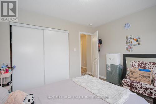 131 Vanhorne Close, Brampton, ON - Indoor Photo Showing Bedroom