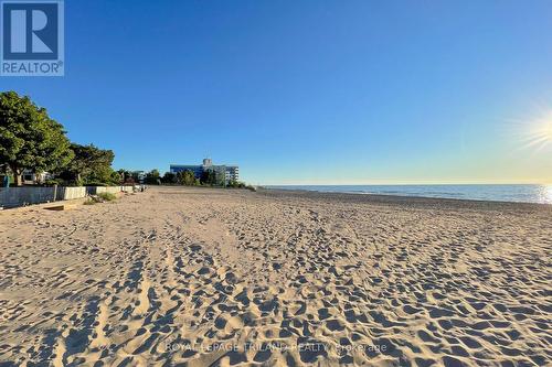 24 Brooklawn Drive, Lambton Shores (Grand Bend), ON 