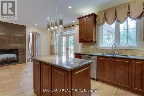 138 Lady Fenyrose Avenue, Vaughan, ON - Indoor Photo Showing Kitchen With Fireplace With Double Sink