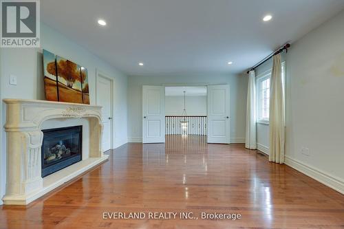 138 Lady Fenyrose Avenue, Vaughan, ON - Indoor Photo Showing Living Room With Fireplace