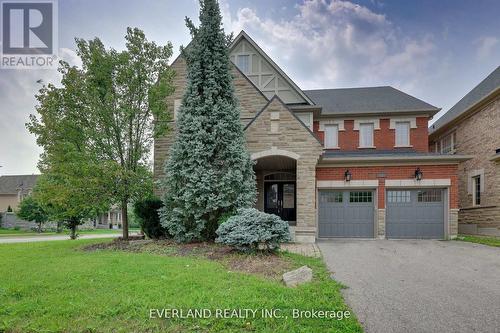 138 Lady Fenyrose Avenue, Vaughan, ON - Outdoor With Facade