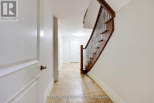 138 Lady Fenyrose Avenue, Vaughan, ON - Indoor Photo Showing Other Room