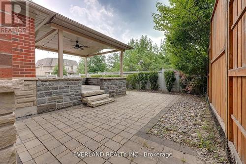 138 Lady Fenyrose Avenue, Vaughan, ON - Outdoor With Exterior