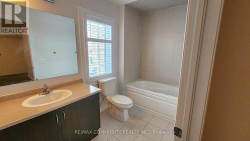 2364 Dobbinton Street, Oshawa, ON - Indoor Photo Showing Bathroom