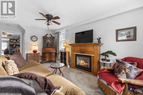 981 Lea Street, Pembroke, ON - Indoor Photo Showing Living Room With Fireplace