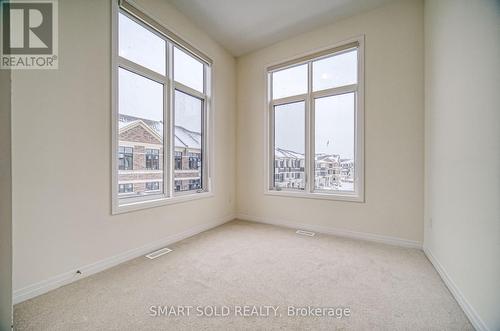 17 Gillies Lane, Richmond Hill, ON - Indoor Photo Showing Other Room