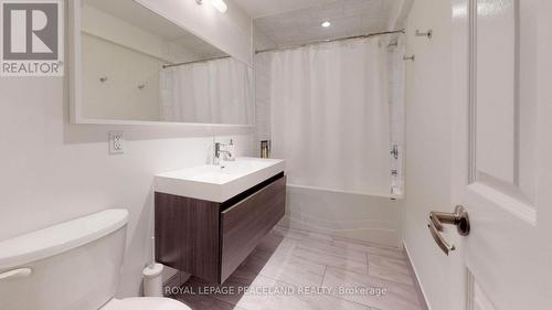 47 Melgund Road, Toronto, ON - Indoor Photo Showing Bathroom