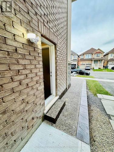 3 Elverton Crescent, Brampton, ON - Outdoor