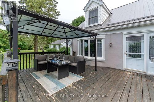 77 Bond Street E, Kawartha Lakes (Fenelon Falls), ON - Outdoor With Deck Patio Veranda With Exterior